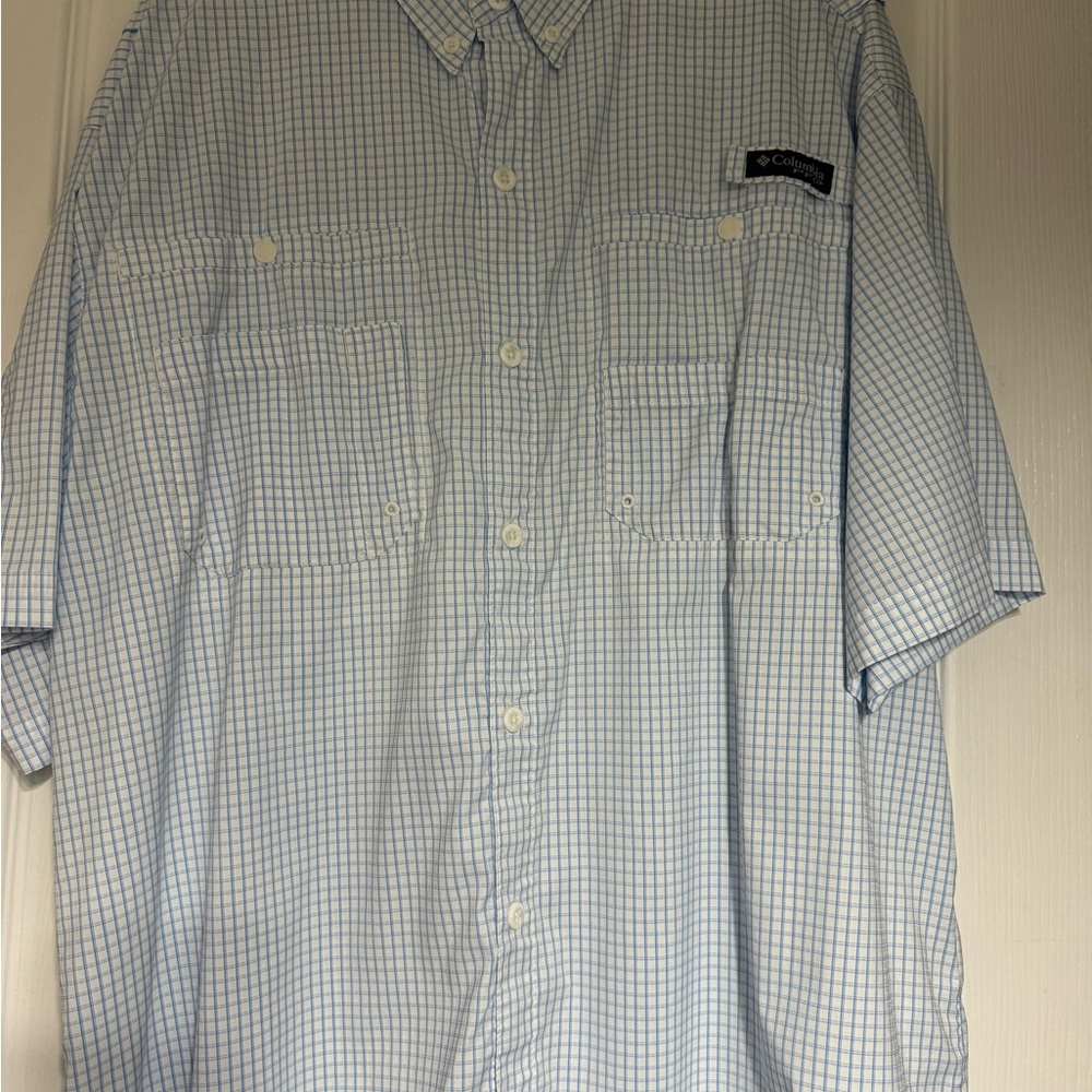 Columbia Blue Lightweight Casual Button Down Shirt